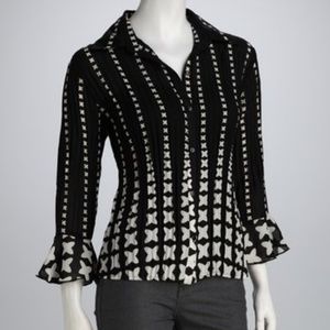 NWT, Cute black and cream button down top